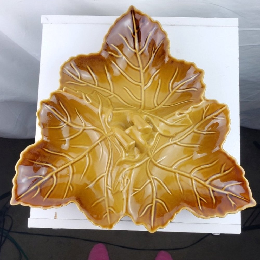 Department 56 Leaf Divided Serving Dish Maple Fall Autumn